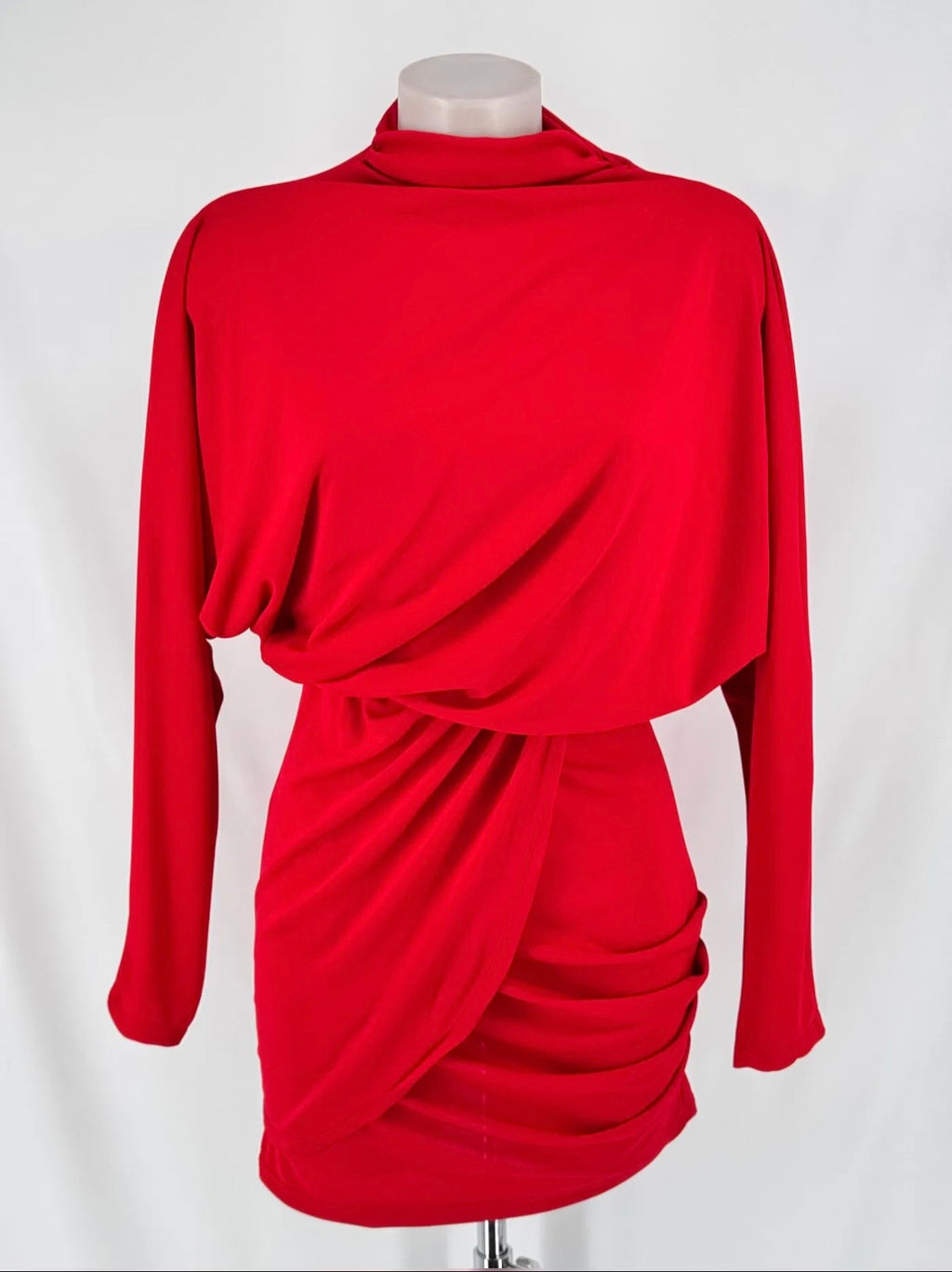 Vestido “Elegancia cruzada”