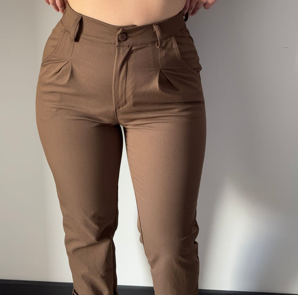 Pantalón Recto de Tiro Alto