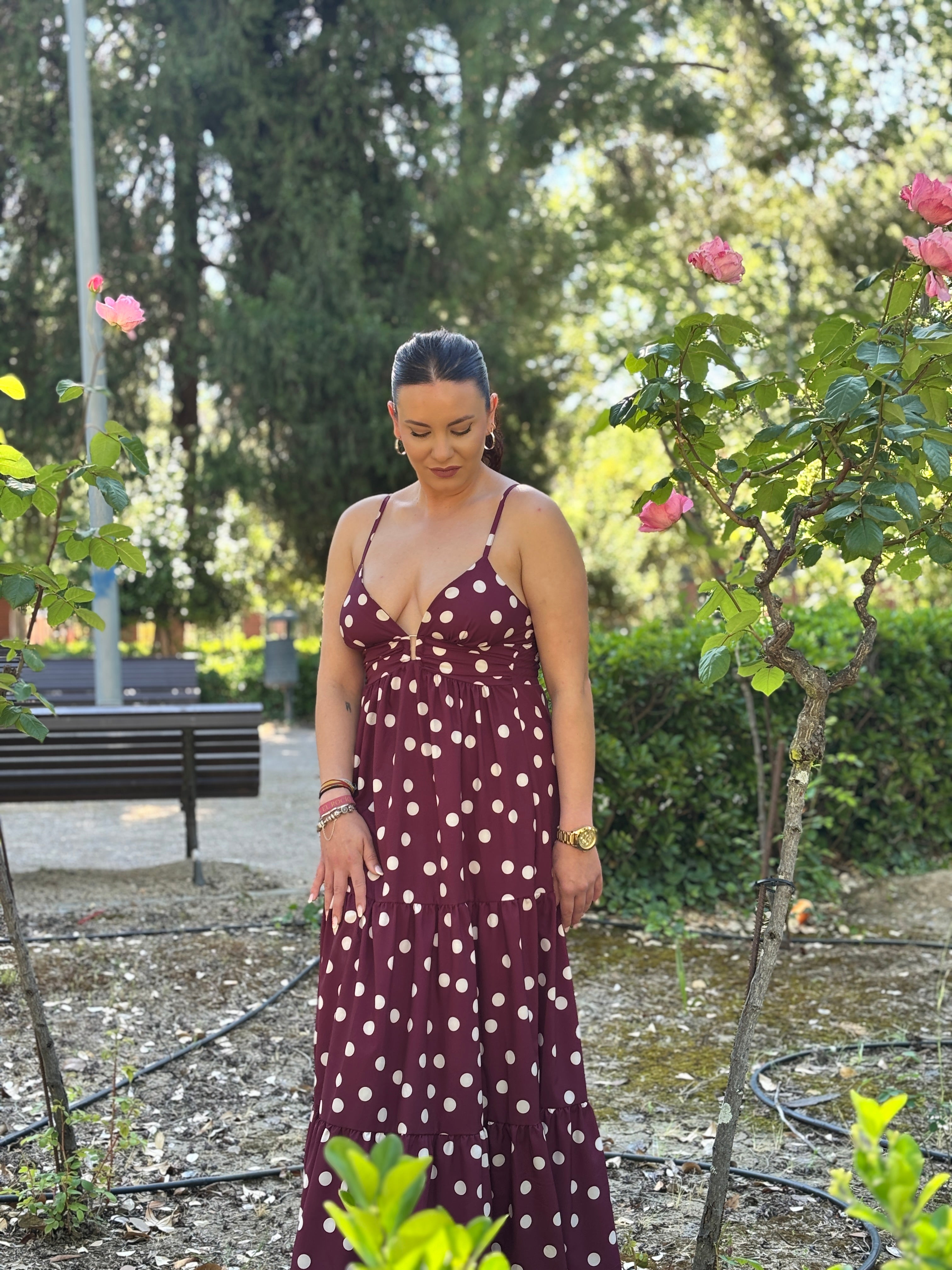 Vestido lunares burdeos
