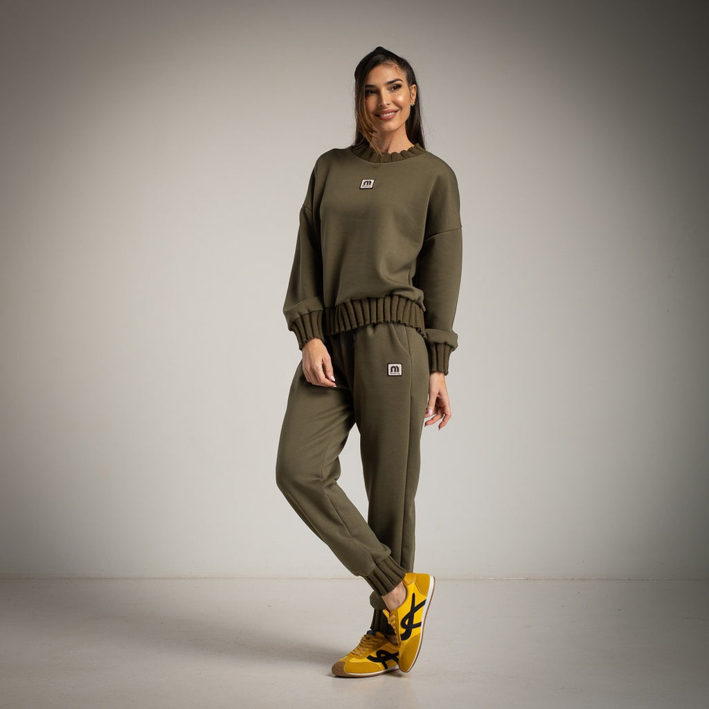 Set Kaki Essentials