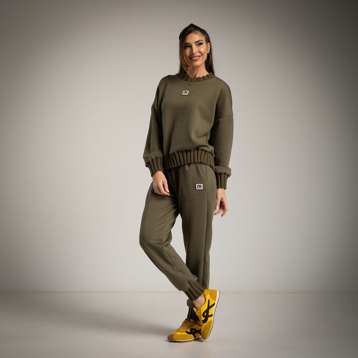 Set Kaki Essentials