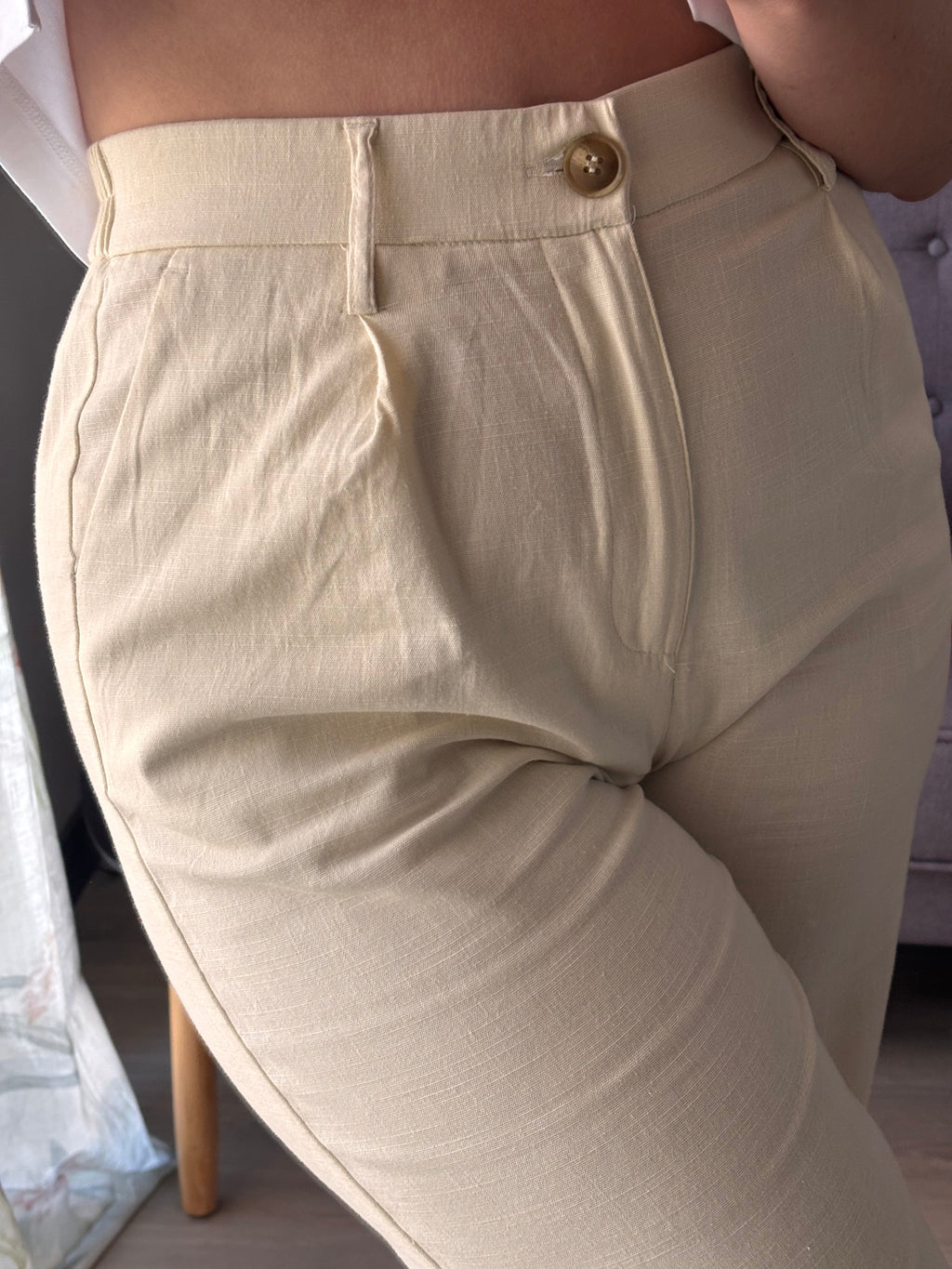 Pantalón Recto de Algodón Premium – Tono Crema