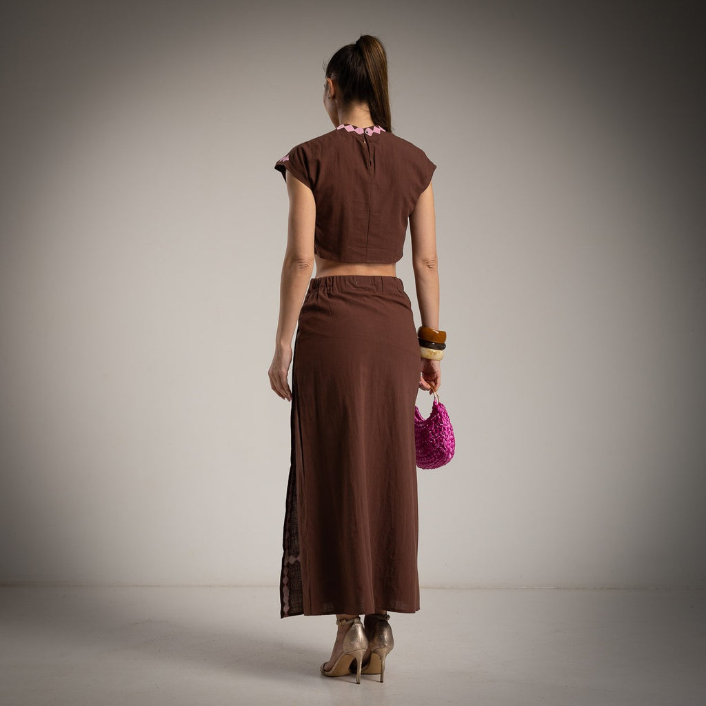 Conjunto premium top crop y falda recta bordada